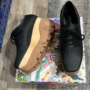 Platform Lace Ups!! Size 10!